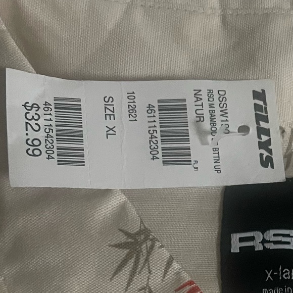 Tillys RSQ Button Up NWT - Picture 5 of 5